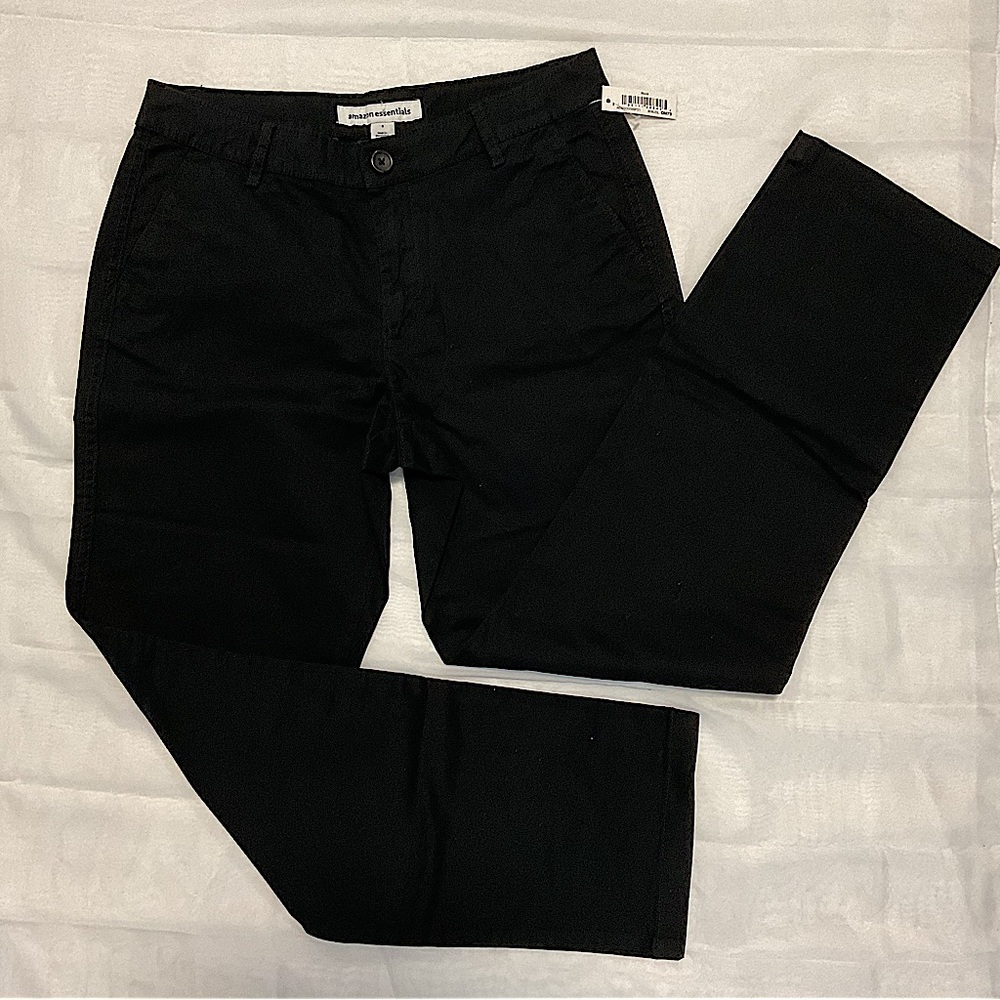 NWT Amazon Essentials Men's Straight-Fit 32 x 30 Black Flat-Front Chino Pants